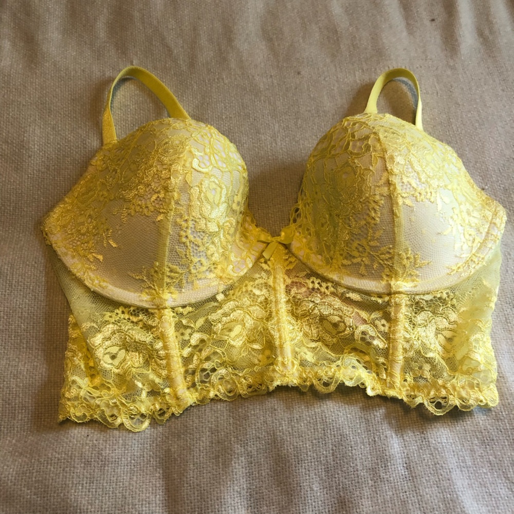 Beautiful Victoria’s Secret sunshine yellow lace bustier 34D